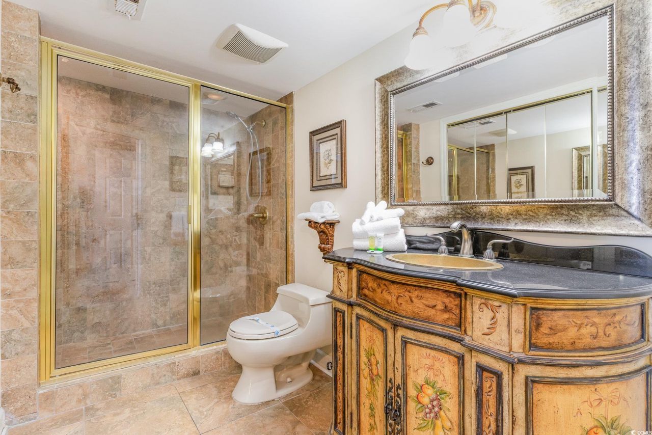 10200 Beach Club Dr. Photo 17