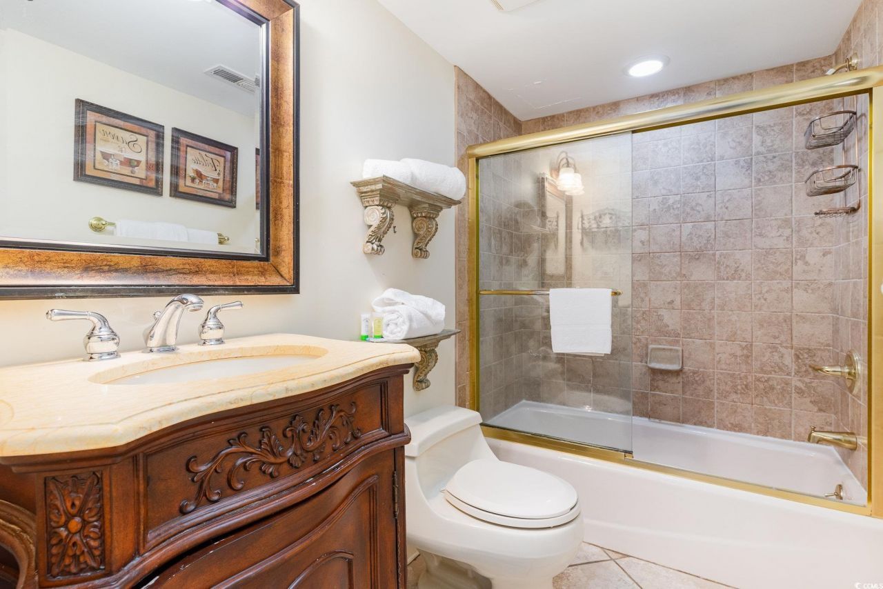 10200 Beach Club Dr. Photo 20