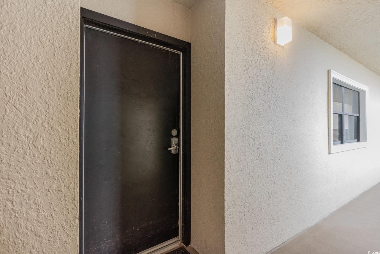 10200 Beach Club Dr. Photo 28