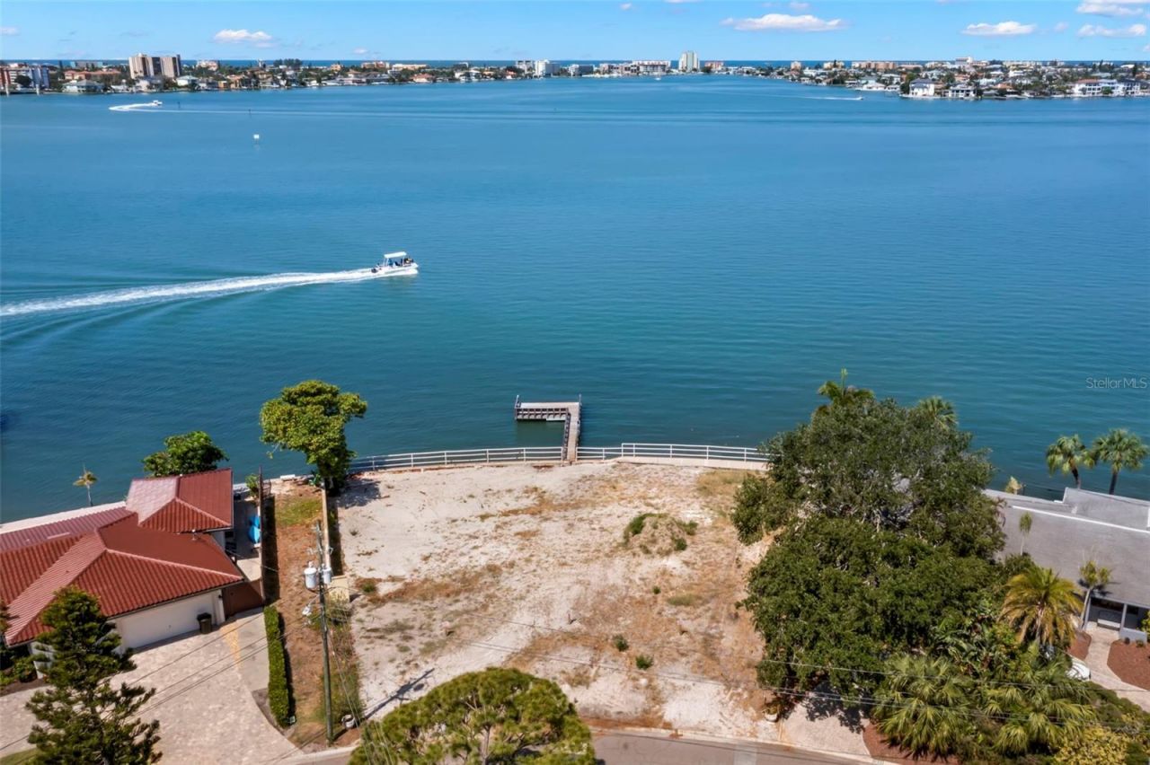 7940 Garden Drive N, Saint Petersburg, FL 33710 Photo