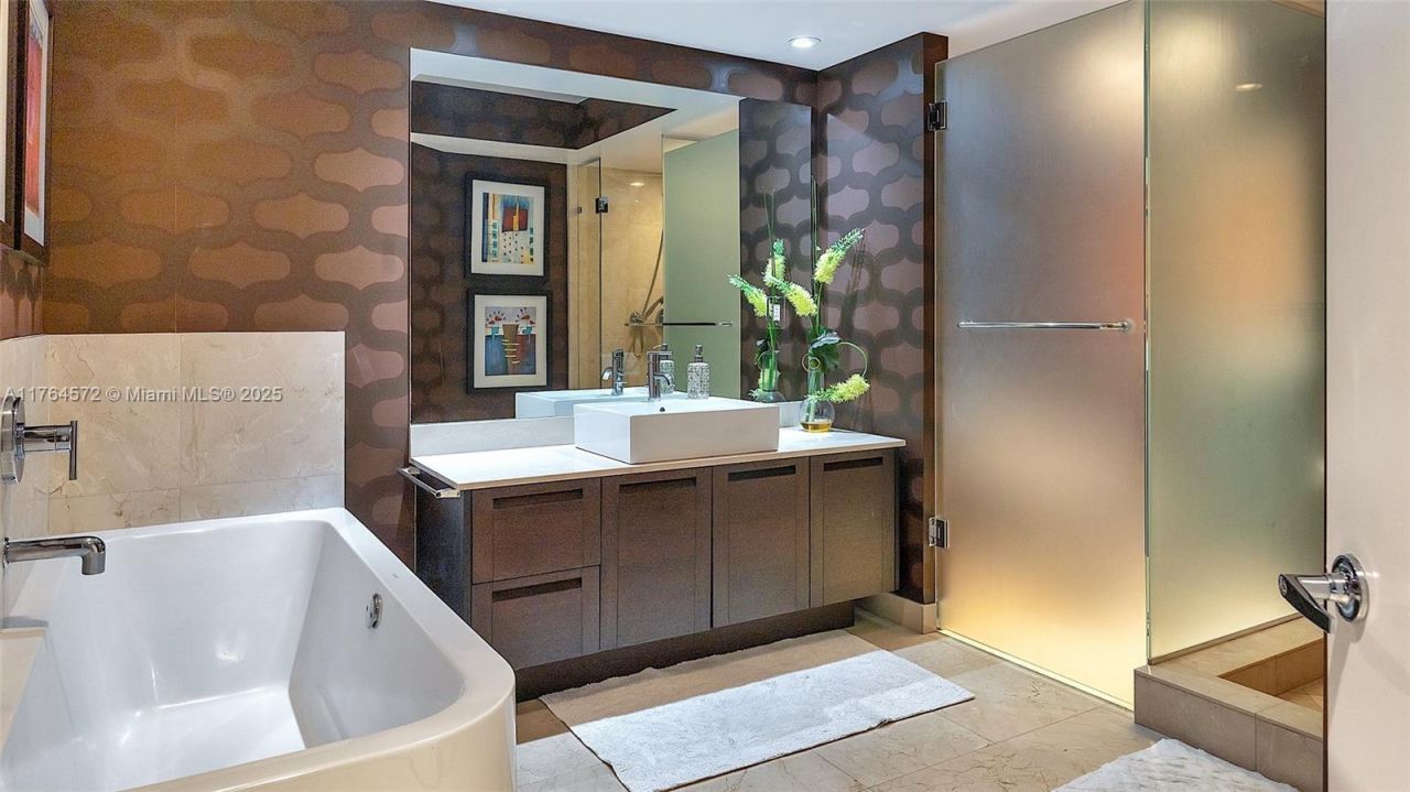 200 Sunny Isles Blvd, Unit 2-701, Sunny Isles Beach, FL 33160 Photo