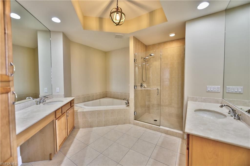 2104 W First St, Unit 2804, Fort Myers, FL 33901 Photo
