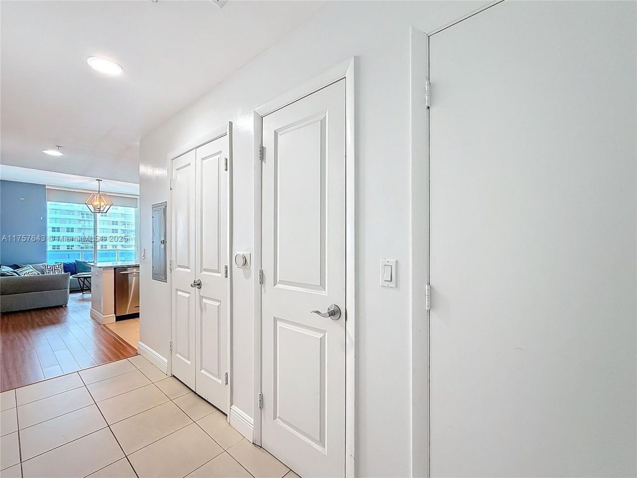 1945 S Ocean Dr, Unit 605, Hallandale Beach, FL 33009 Photo