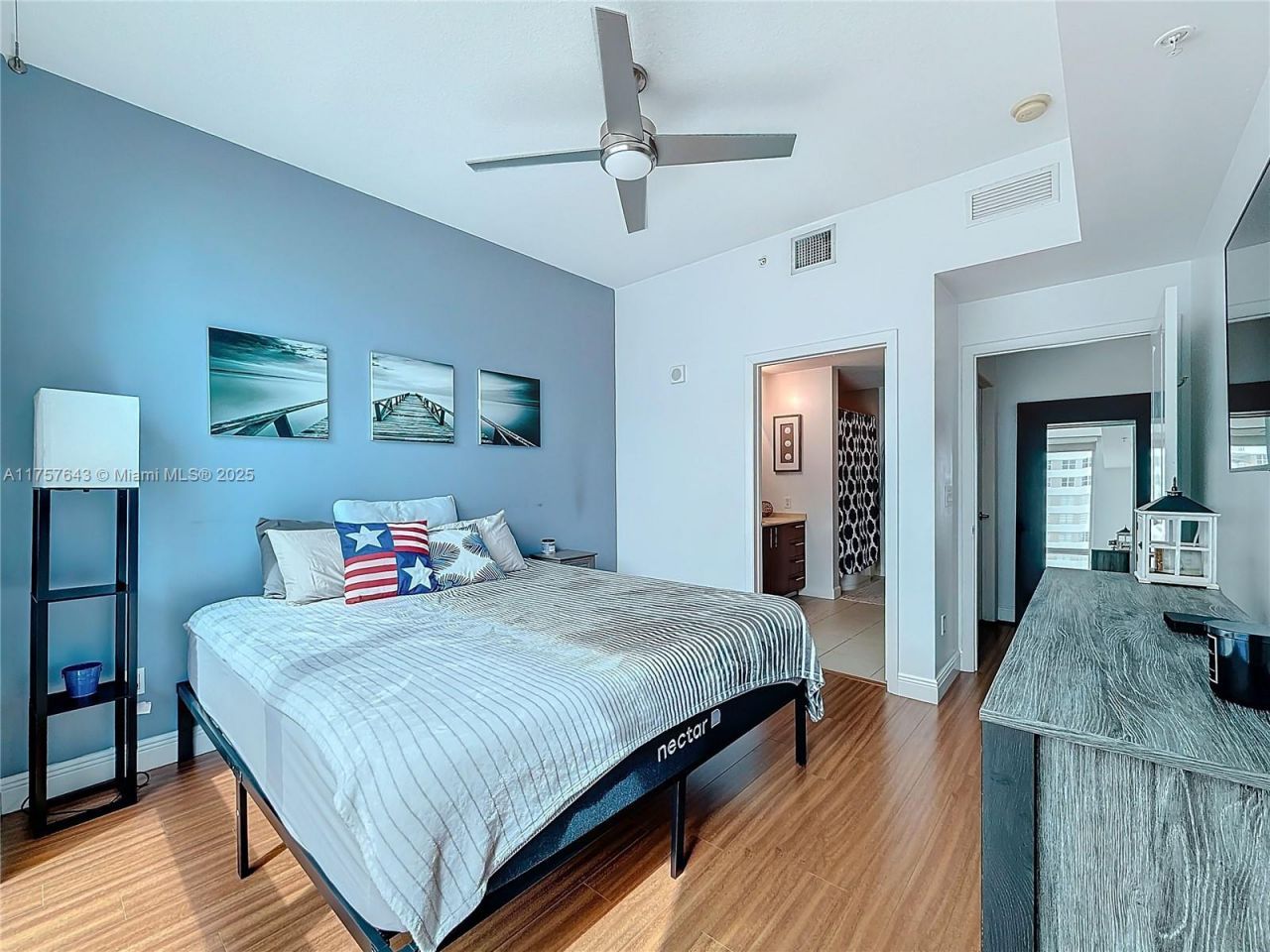 1945 S Ocean Dr, Unit 605, Hallandale Beach, FL 33009 Photo