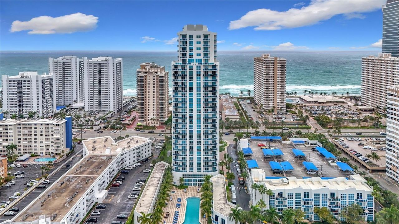1945 S Ocean Dr, Unit 605, Hallandale Beach, FL 33009 Photo
