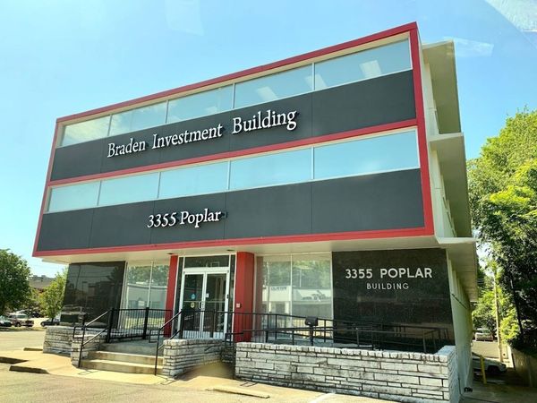 3355 POPLAR AVE, Memphis, TN 38111