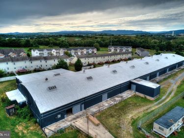 110 MCCAULEY DRIVE, TIMBERVILLE, VA 22853