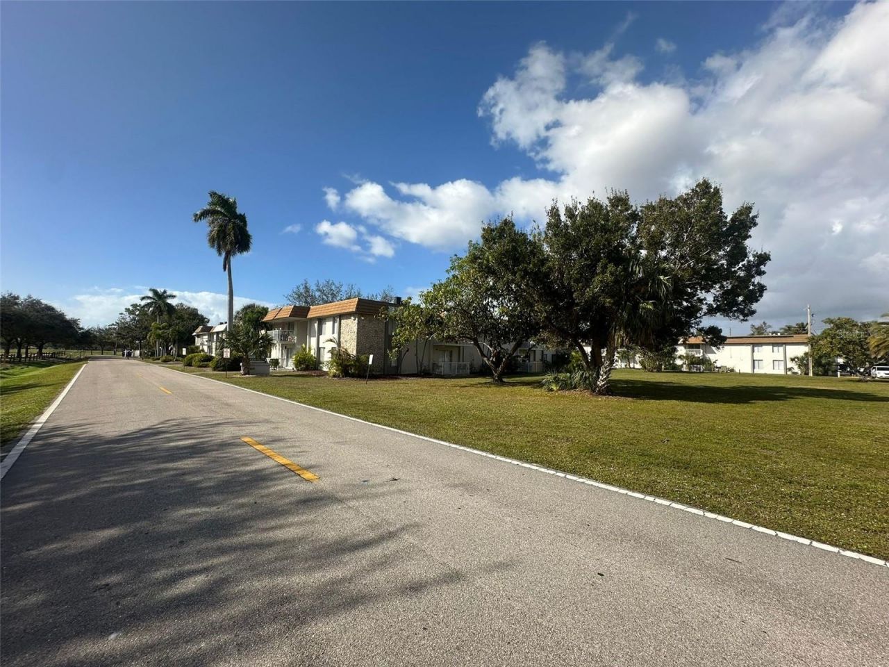 1830 Maravilla Avenue, Unit 612, Fort Myers, FL 33901 Photo