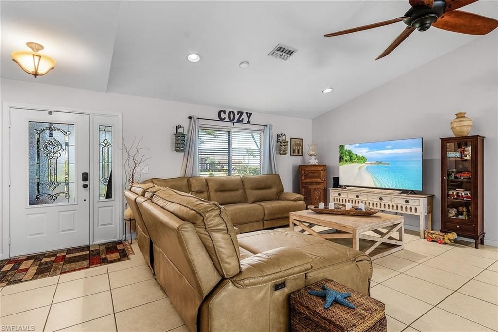 3319 Surfside Blvd, Cape Coral, FL 33914 Photo