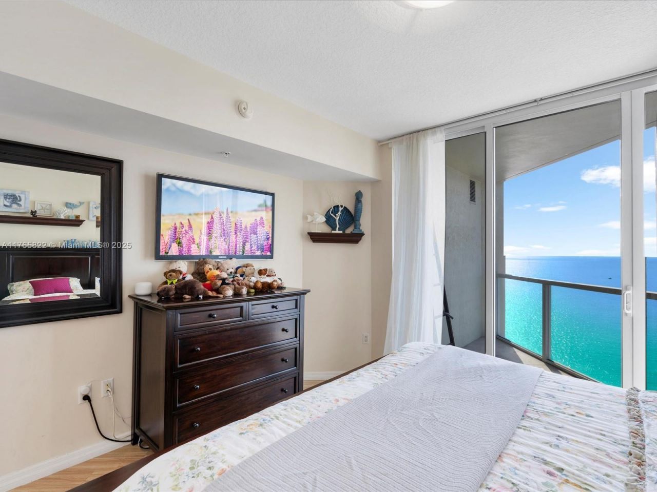 16699 Collins Ave, Unit 3710, Sunny Isles Beach, FL 33160 Photo