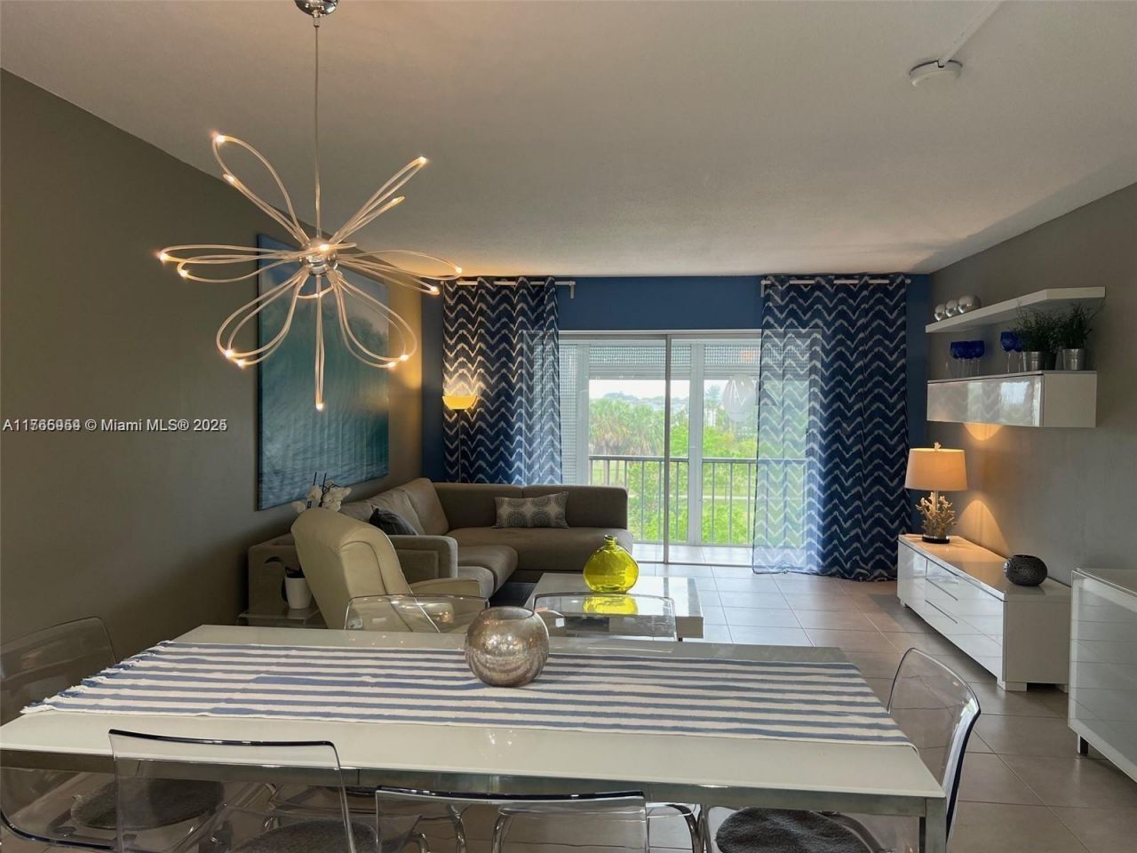 4800 Hillcrest Ln, Unit 402, Hollywood, FL 33021 Photo