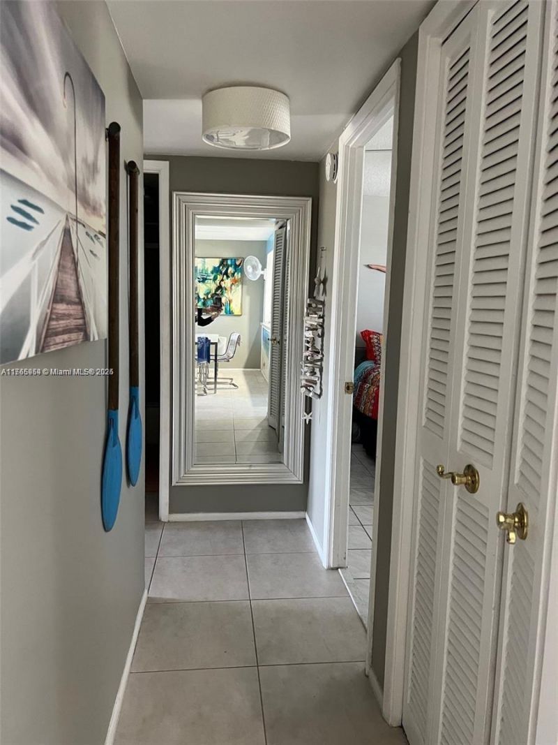 4800 Hillcrest Ln, Unit 402, Hollywood, FL 33021 Photo