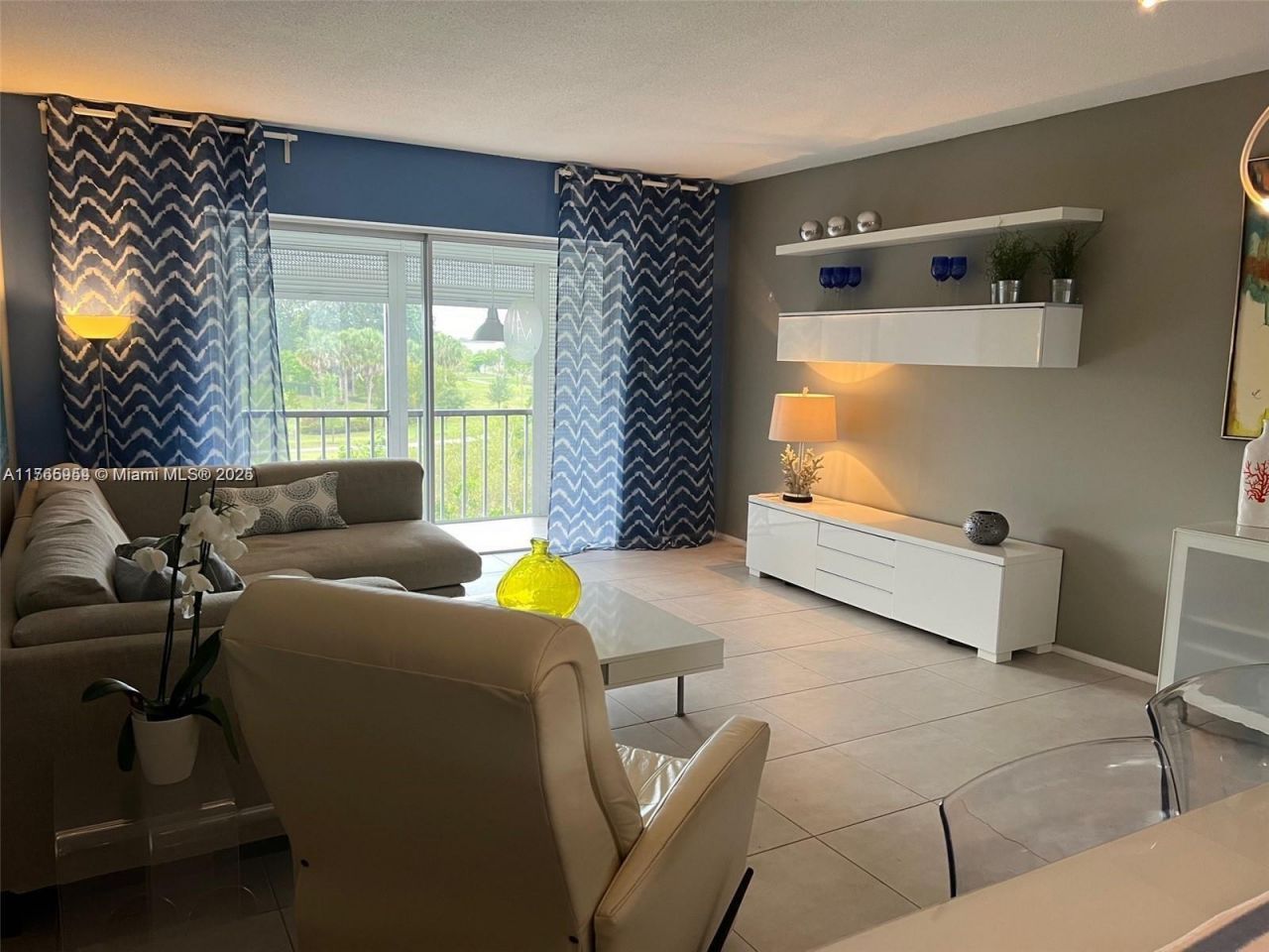 4800 Hillcrest Ln, Unit 402, Hollywood, FL 33021 Photo