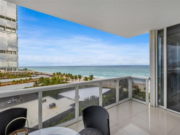 18201 Collins Ave, Unit 902, Sunny Isles Beach, FL 33160