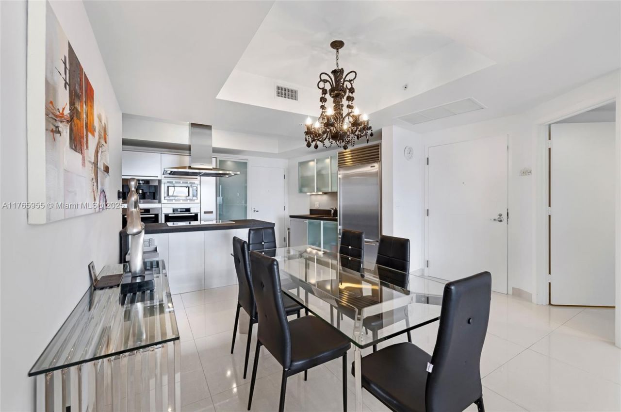 18201 Collins Ave, Unit 902, Sunny Isles Beach, FL 33160 Photo