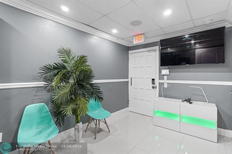 2331 N State Road 7, Unit 219, Lauderdale Lakes, FL 33313 Photo