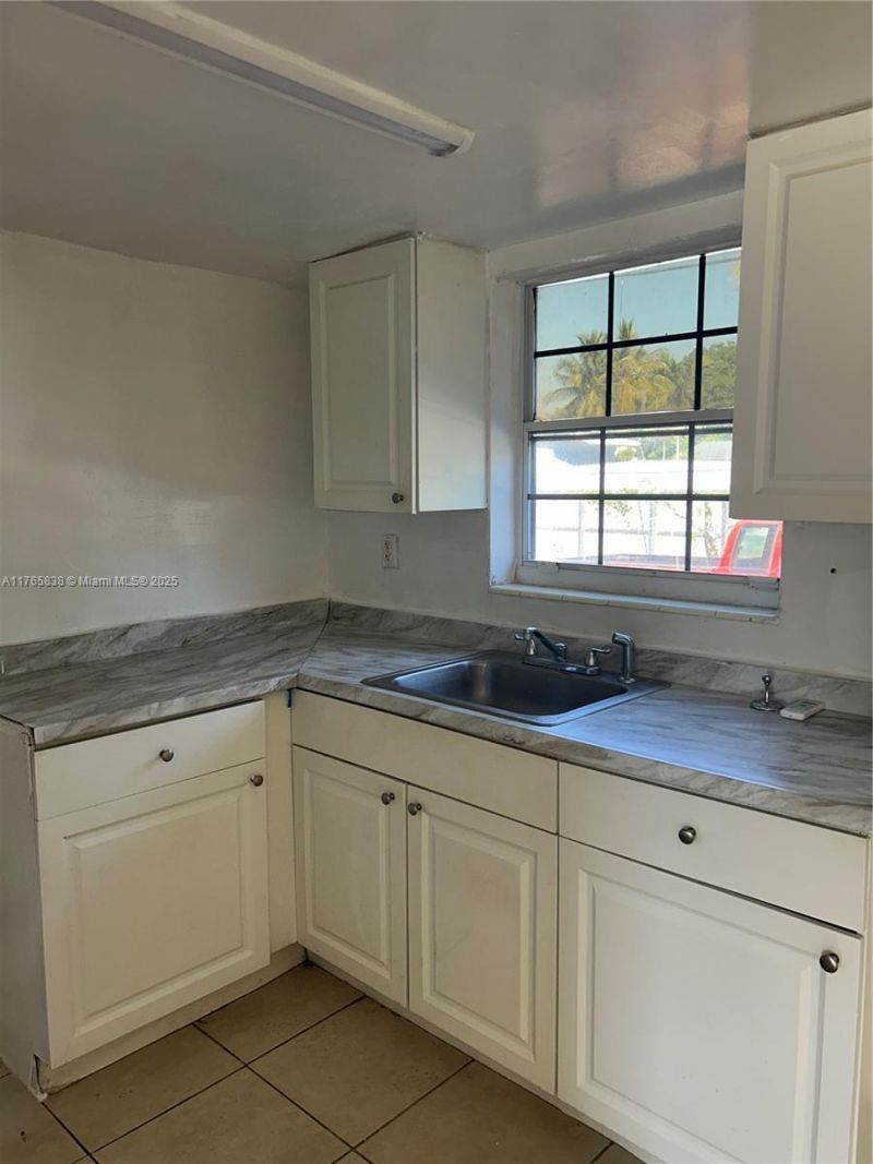 1513 NW 81st St, Unit 1513, Miami, FL 33147 Photo