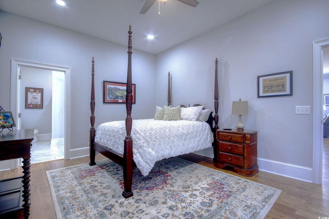 2425 South Bay St. Photo 31