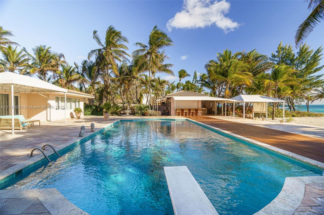 205 Ocean Blvd, Golden Beach, FL 33160 Photo