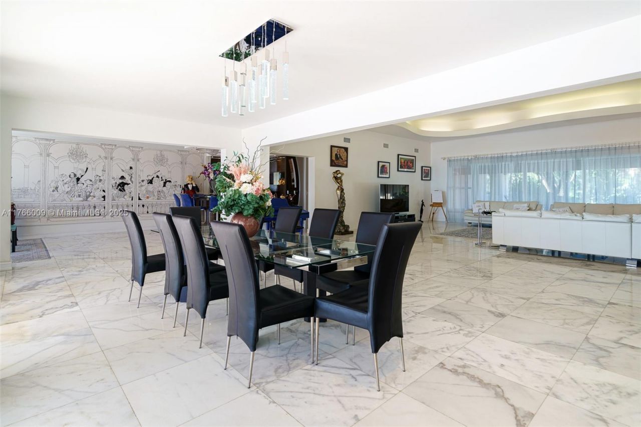 205 Ocean Blvd, Golden Beach, FL 33160 Photo