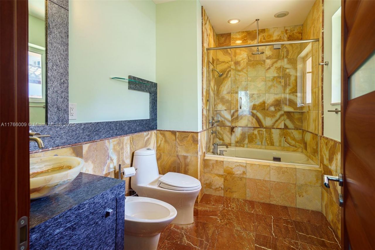 205 Ocean Blvd, Golden Beach, FL 33160 Photo