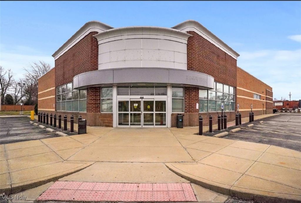 475 E 185th, Cleveland, OH 44119