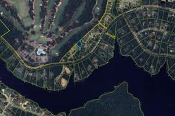 10 Fairway Ln photo 4