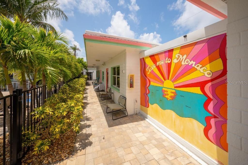 648 Poinsettia Avenue, Clearwater Beach, FL 33767 Photo