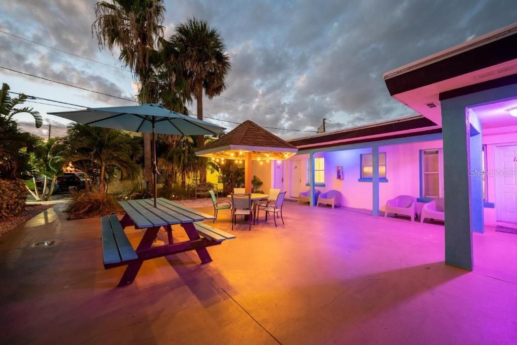 648 Poinsettia Avenue, Clearwater Beach, FL 33767 Photo