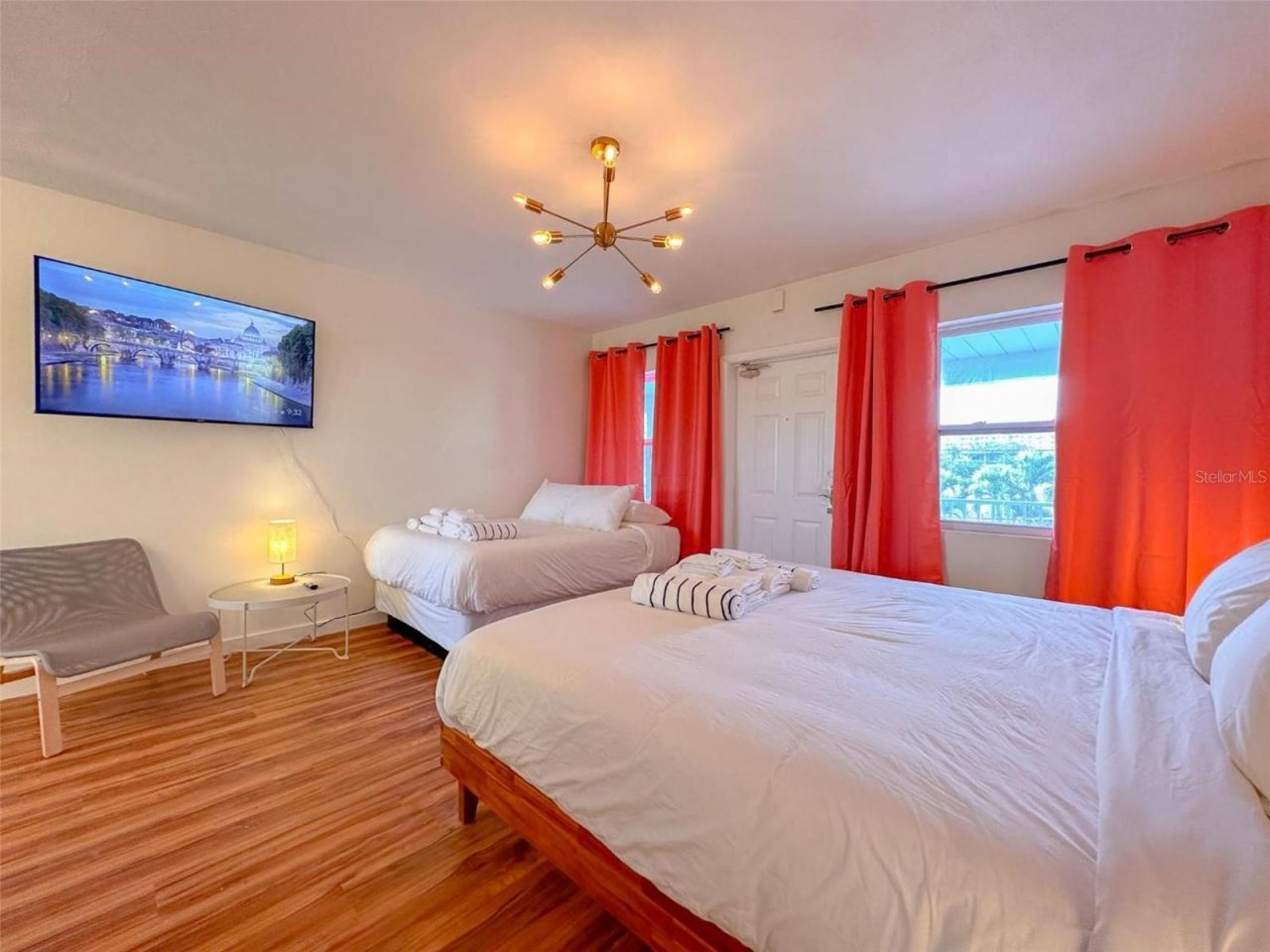 333 Hamden Drive, Clearwater Beach, FL 33767 Photo