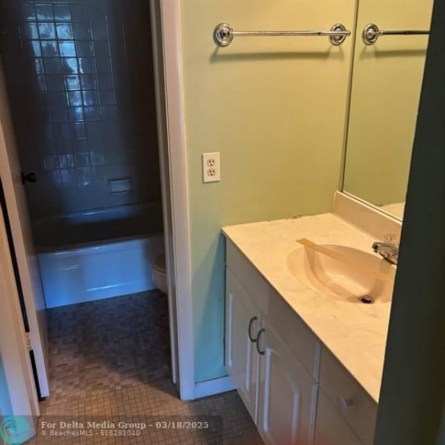 2304 S Cypress Bend Drive, Unit 313, Pompano Beach, FL 33069 Photo