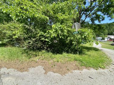 4933 Elkhorn Road, Elkhorn City, KY 41522