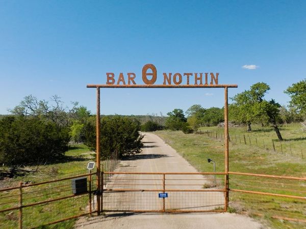 00 FM 479, Harper, TX 78631