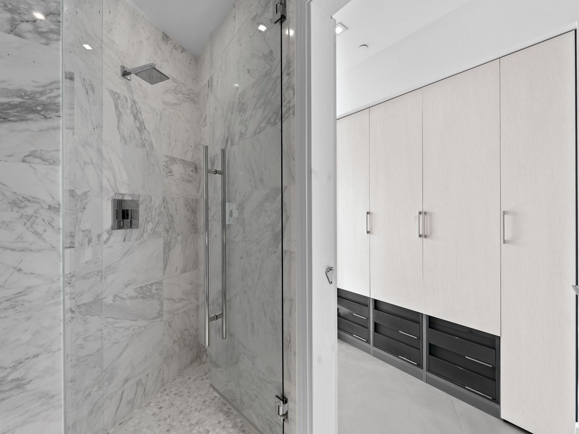 701 N Fort Lauderdale Beach Boulevard, Unit 605, Fort Lauderdale, FL 33304 Photo