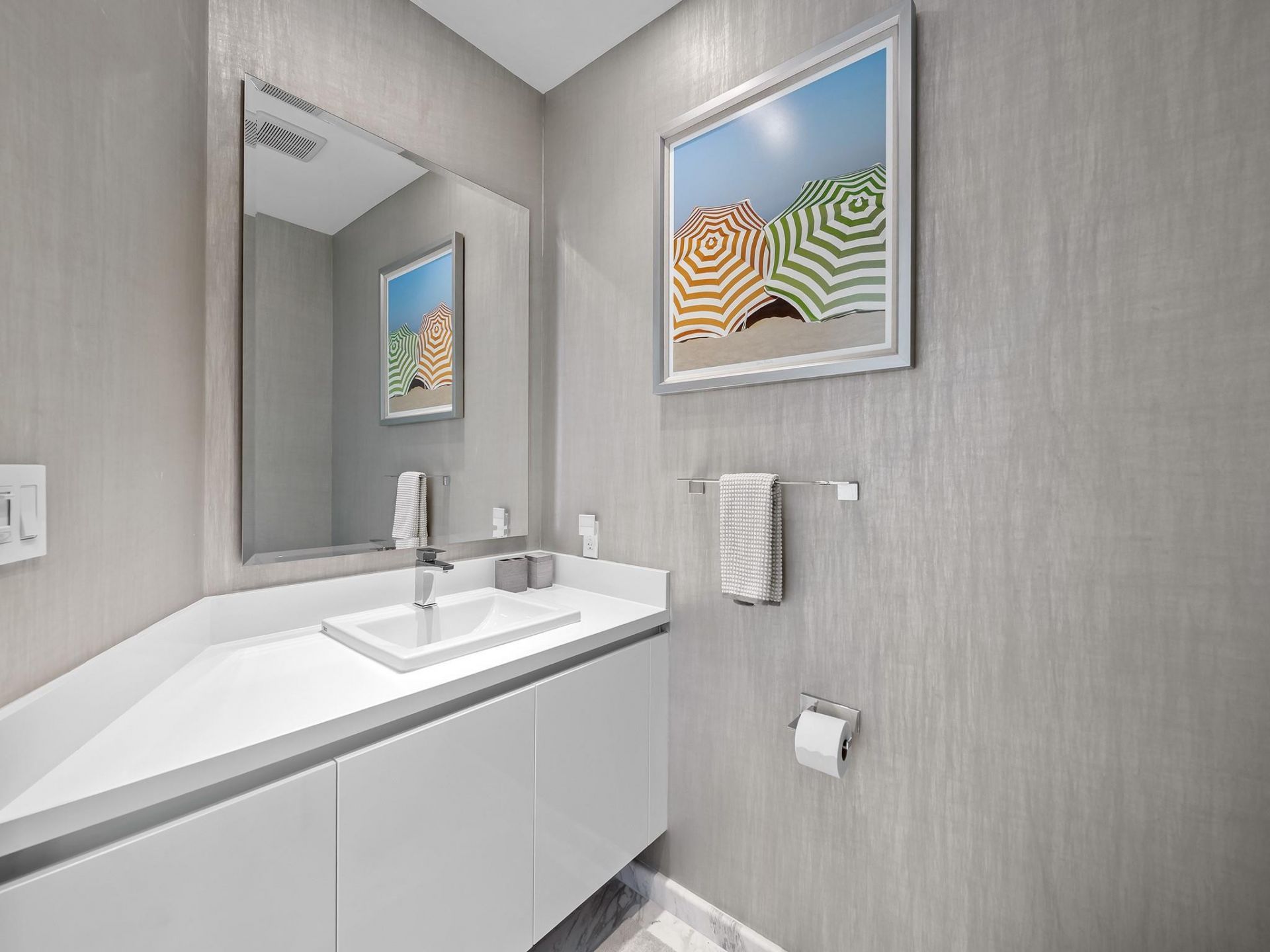 701 N Fort Lauderdale Beach Boulevard, Unit 605, Fort Lauderdale, FL 33304 Photo