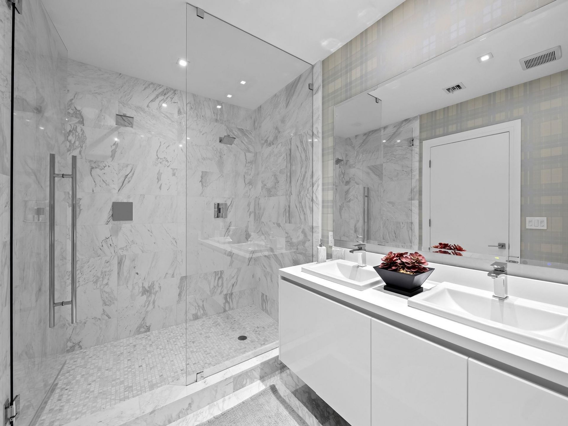 701 N Fort Lauderdale Beach Boulevard, Unit 605, Fort Lauderdale, FL 33304 Photo