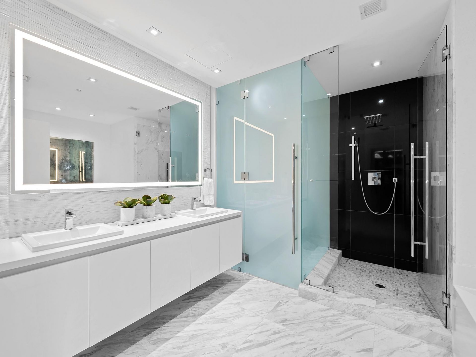 701 N Fort Lauderdale Beach Boulevard, Unit 605, Fort Lauderdale, FL 33304 Photo