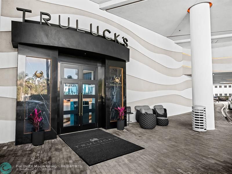 701 N Fort Lauderdale Beach Boulevard, Unit 605, Fort Lauderdale, FL 33304 Photo