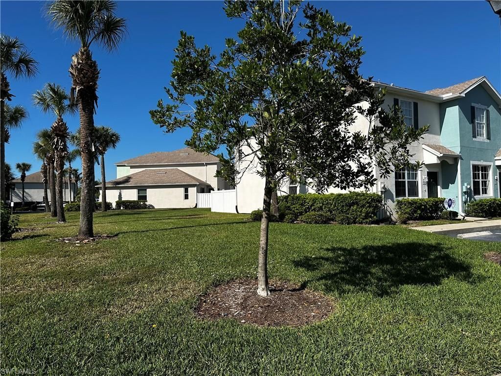 3627 Pine Oak Cir, Unit 101, Fort Myers, FL 33916 Photo