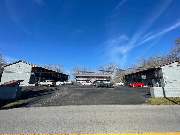 1213 W Reservoir Avenue 1215 and 1217, Central City, KY 42330