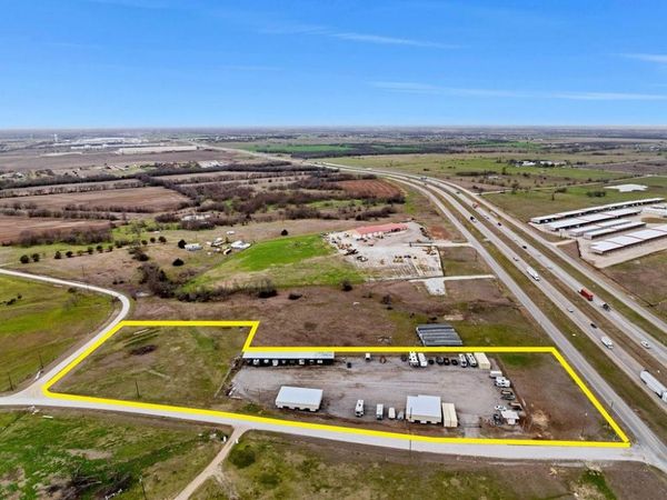 50 Love Trail, Valley View, TX 76272