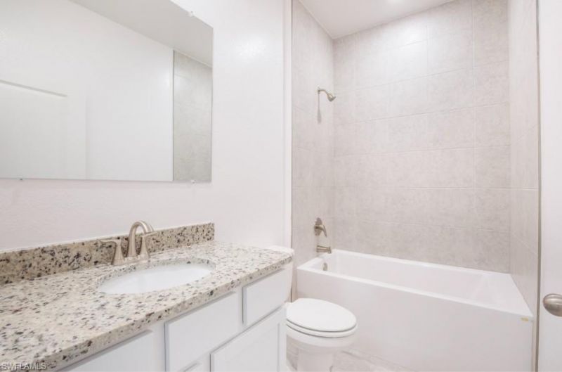 2119 NE Juanita Pl, Cape Coral, FL 33909 Photo