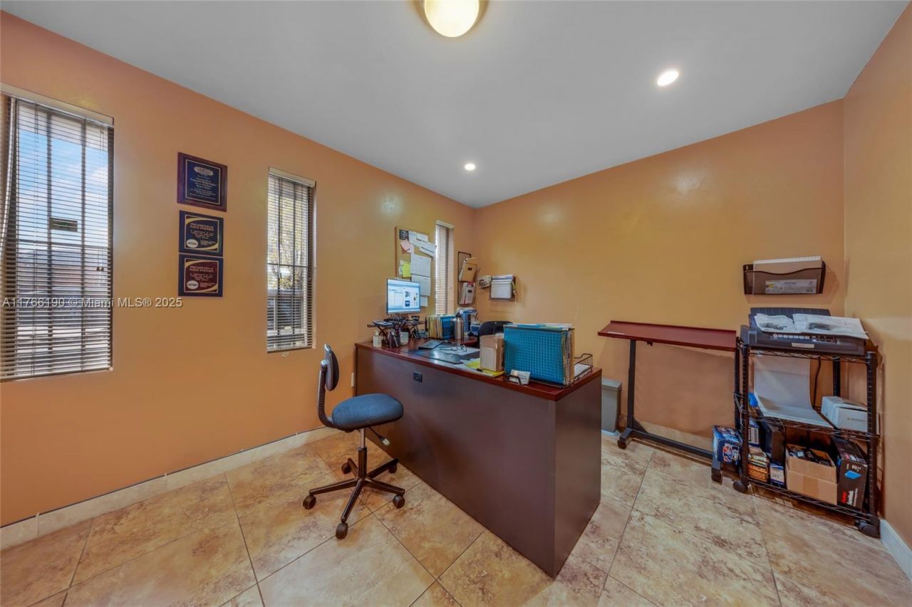 15241 NW 33rd Pl, Miami Gardens, FL 33054 Photo