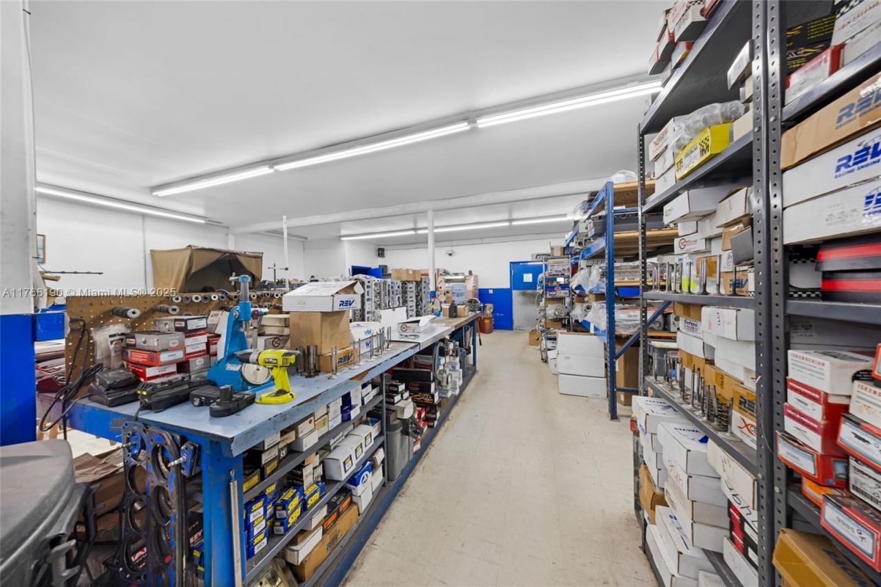 15241 NW 33rd Pl, Miami Gardens, FL 33054 Photo