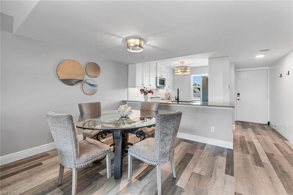 4200 Belair Ln, Unit 303, Naples, FL 34103 Photo