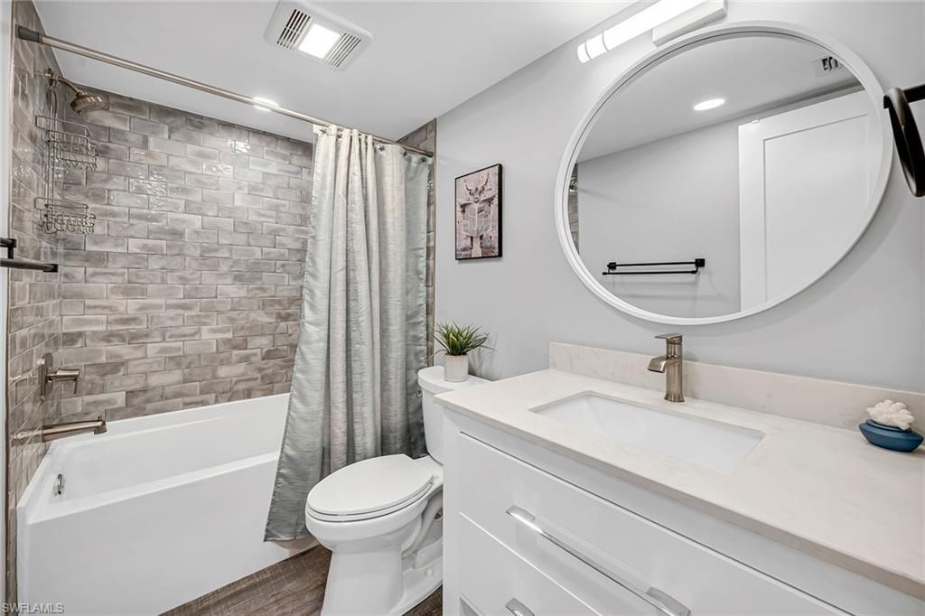 4200 Belair Ln, Unit 303, Naples, FL 34103 Photo