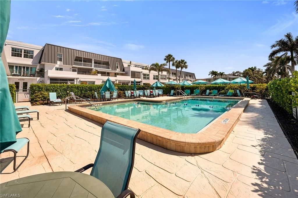 4200 Belair Ln, Unit 303, Naples, FL 34103 Photo