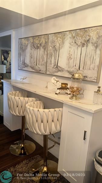 2425 Presidential Way, Unit 705, West Palm Beach, FL 33401 Photo