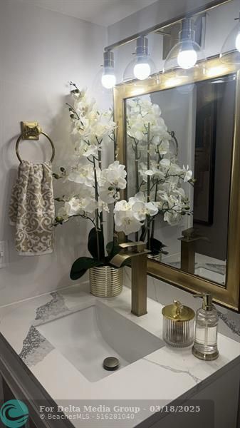 2425 Presidential Way, Unit 705, West Palm Beach, FL 33401 Photo