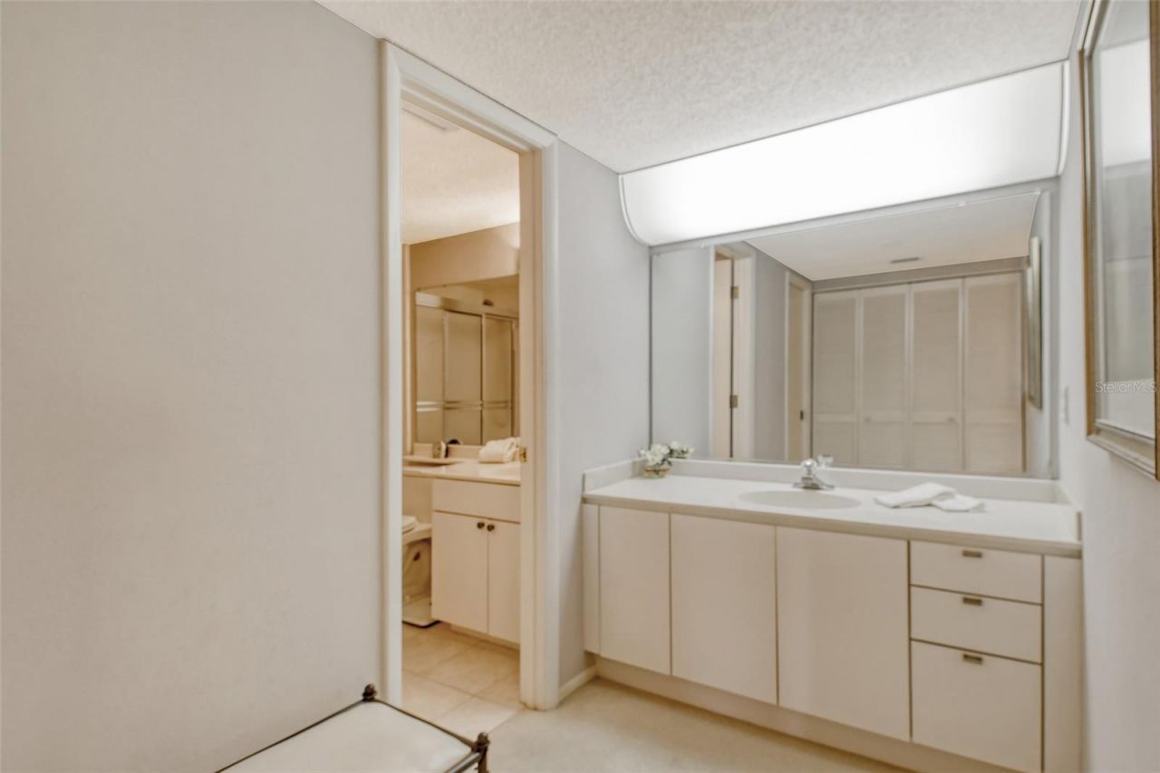 8779 Midnight Pass Road, Unit 106H, Sarasota, FL 34242 Photo